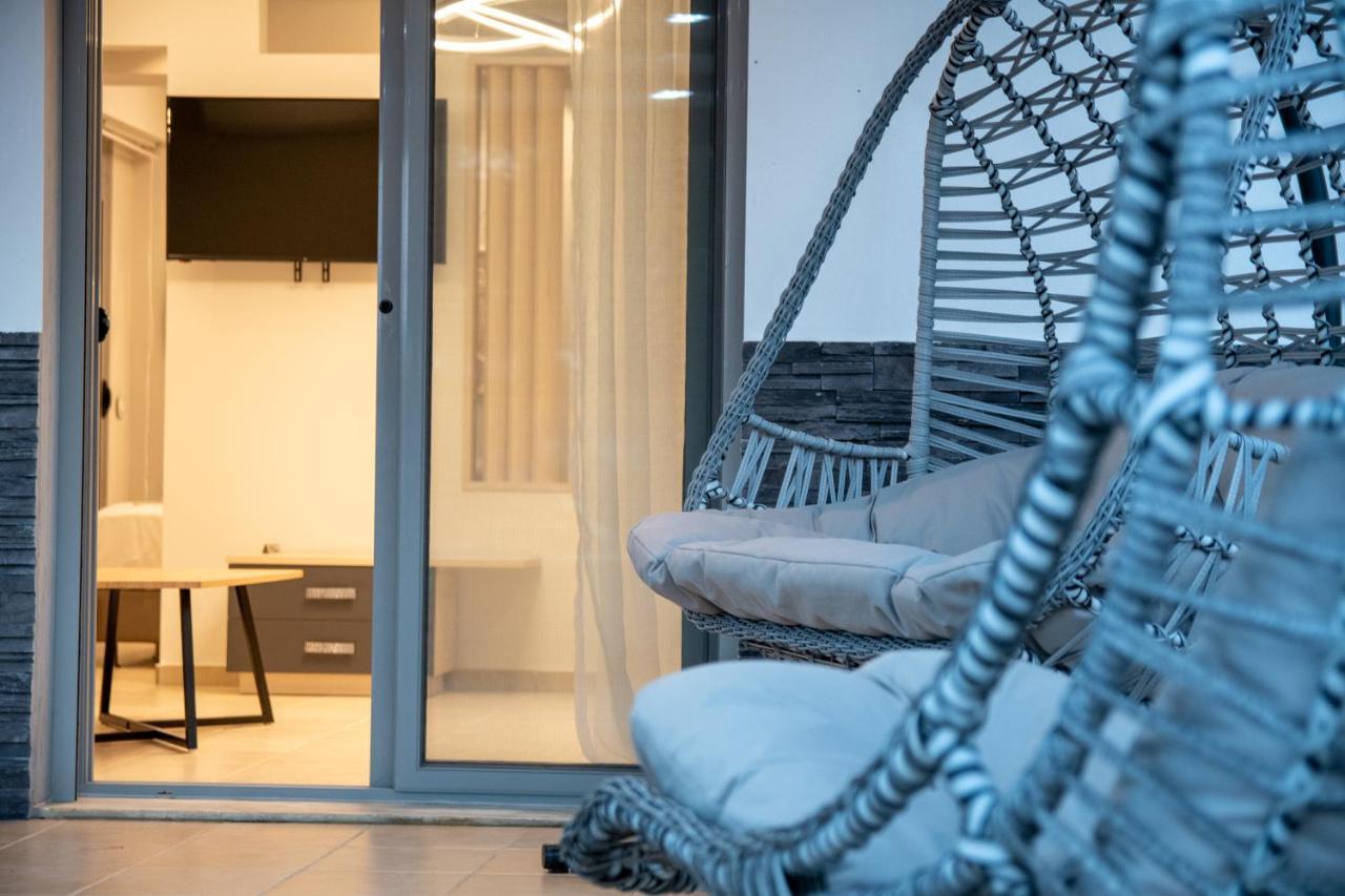 Sithoniars Luxury Ground Floor Apartment With Private Garden Neos Marmaras Luaran gambar