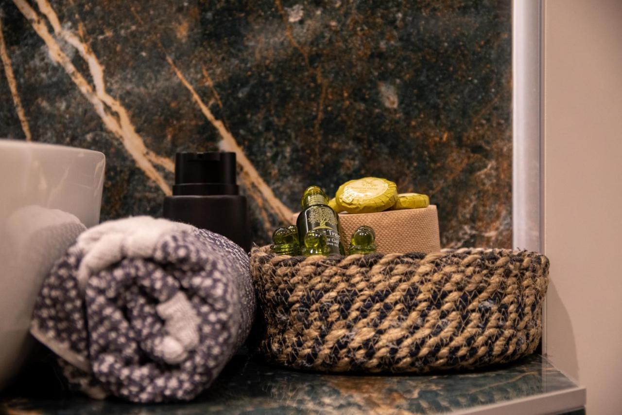 Sithoniars Luxury Ground Floor Apartment With Private Garden Neos Marmaras Luaran gambar